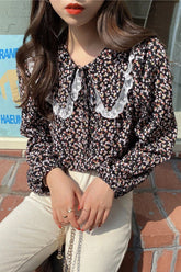 Blusa de manga larga con cuello Peter Pan y estampado floral